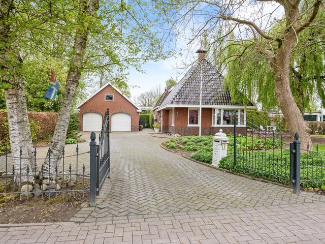 Langeweg 1, Grootegast