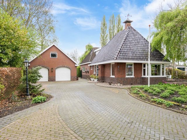 Langeweg 1, Grootegast