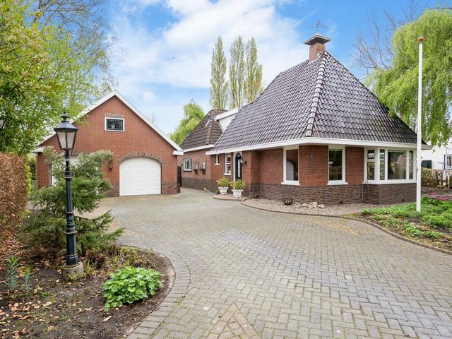 Langeweg 1, Grootegast