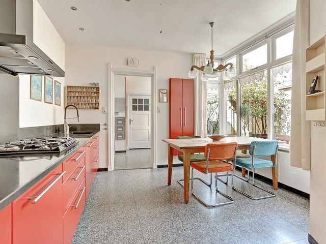Kapelstraat 99, Tilburg