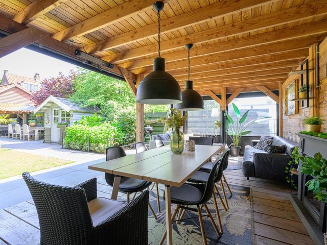 Bosstraat 65, Winkel