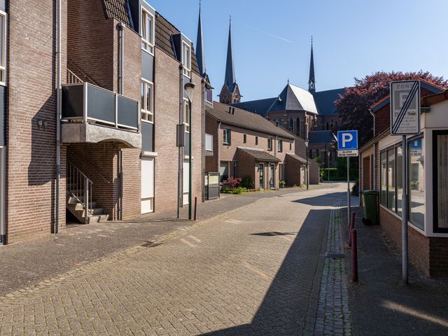 De Bogaert 9, Kaatsheuvel