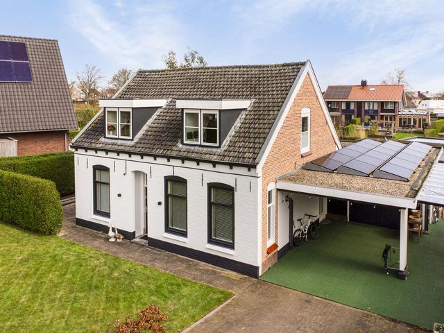 De Klinker 27, Kapelle