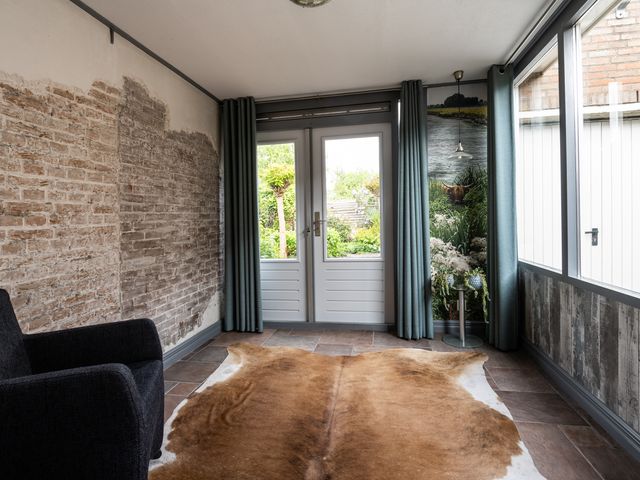 Spui 64, Strijen