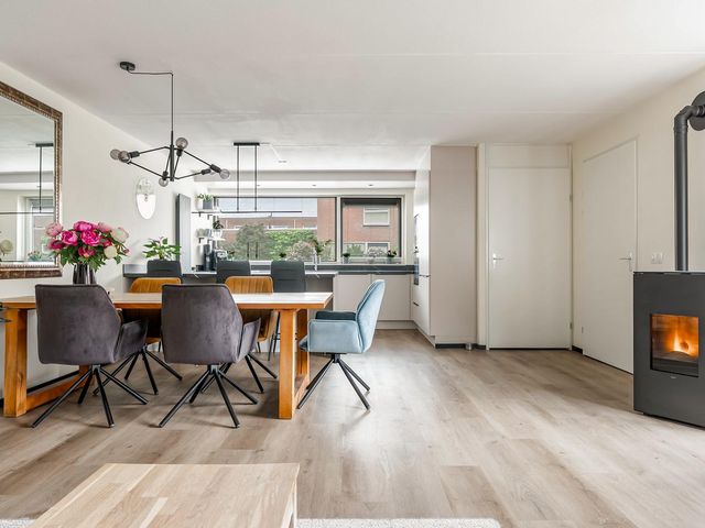 Eendragt 7, Lelystad
