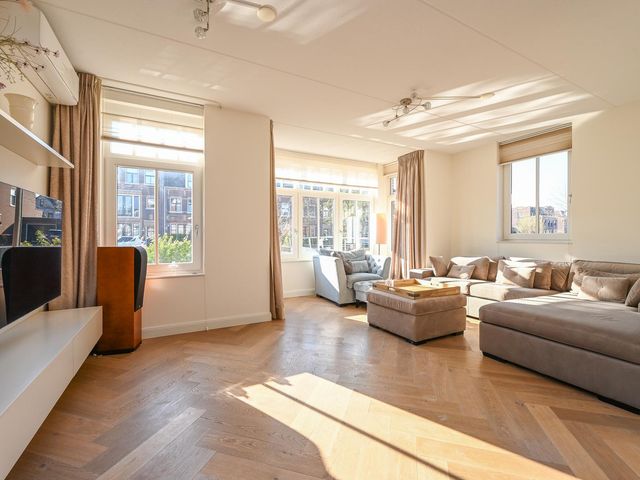 Thomas Mannsingel 53, 's-Gravenhage