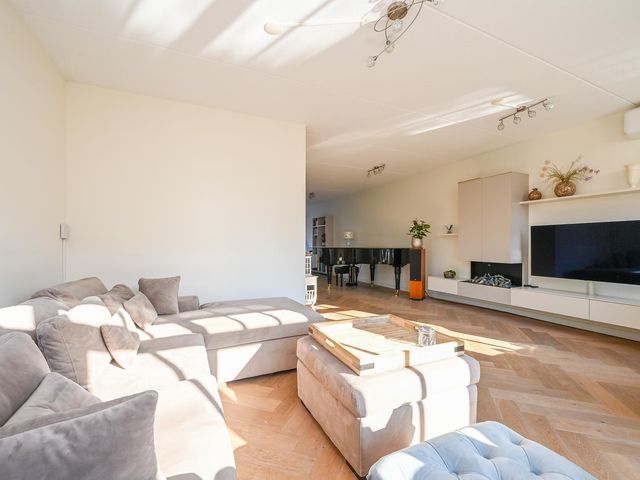 Thomas Mannsingel 53, 's-Gravenhage
