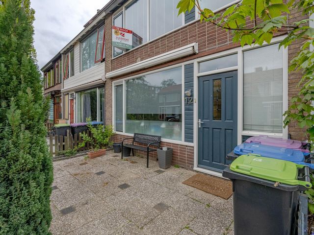 Jacob van Lennepstraat 12, Spijkenisse