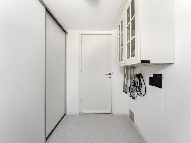 Schildmos 44, Alblasserdam