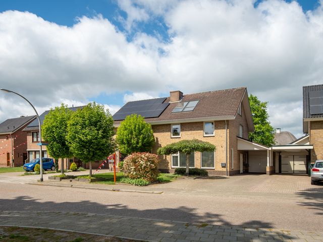 Ypeloweg 5A, Enter