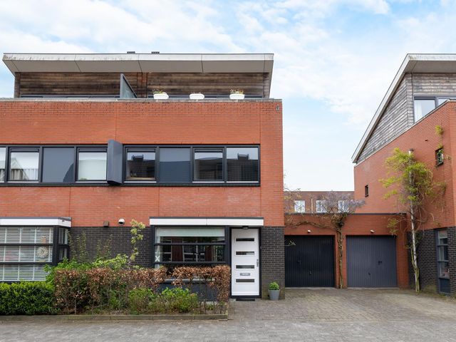 Burgemeester Vermeulenstraat 19, Breda