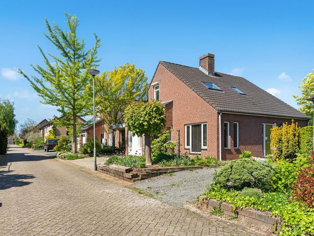 Achter de Kruiskapel 16, Grevenbicht