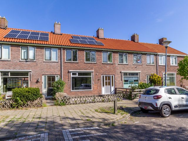 Burgemeester Houwingsingel 107, Den Helder