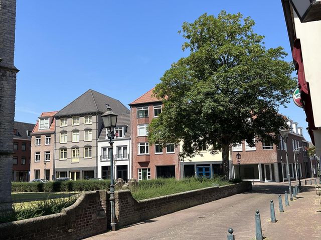 Pierssenstraat 2, Hulst