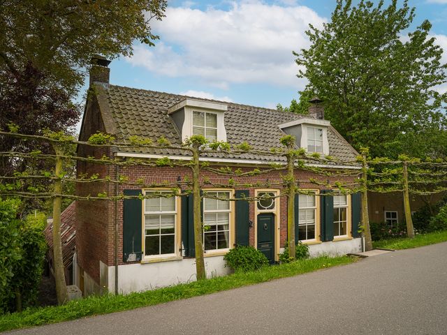 Zuiderlingedijk 179, Spijk