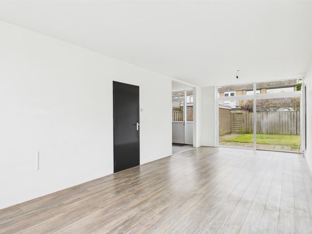 Beethovenstraat 25, Terneuzen