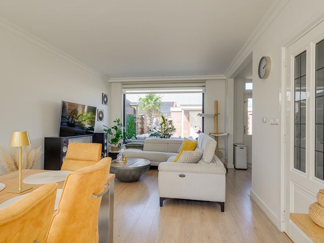 Prins Mauritsstraat 4, Maasdijk