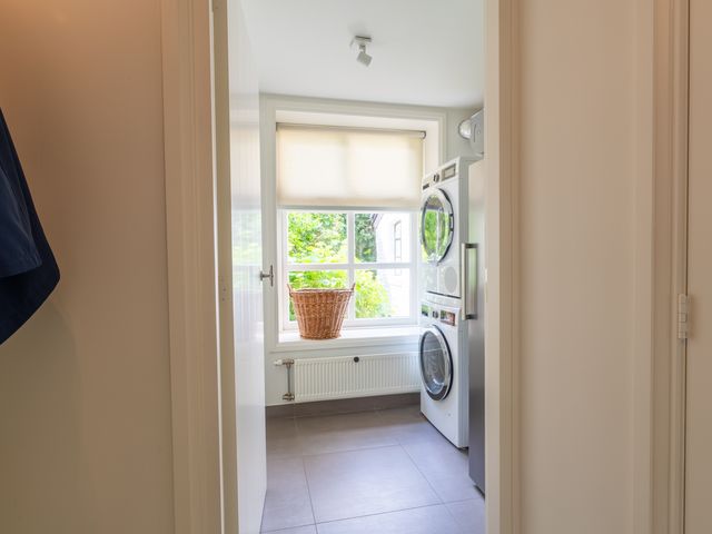 Burgemeester van der Schansstraat 27, Andel