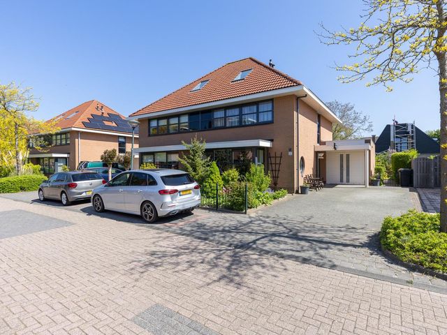 Schapenweide 12, Zwaag