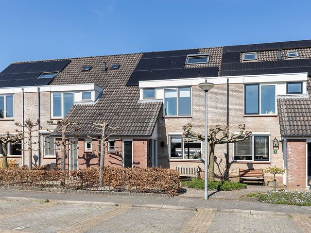 Ereprijsstraat 6, Bleskensgraaf ca