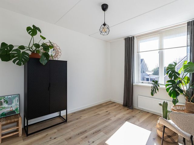 Ereprijsstraat 6, Bleskensgraaf ca