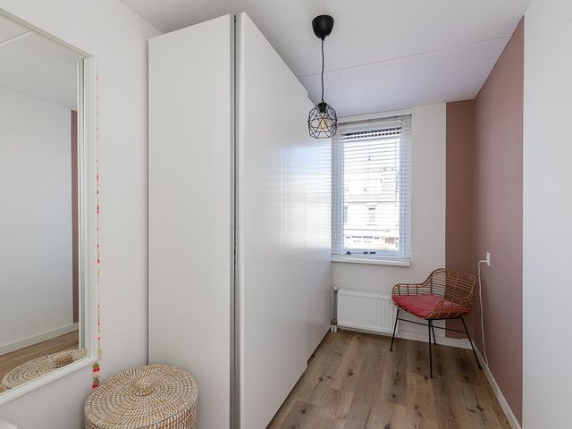 Ereprijsstraat 6, Bleskensgraaf ca