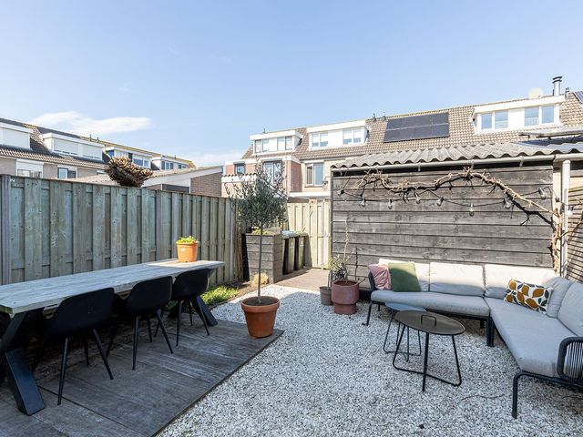 Ereprijsstraat 6, Bleskensgraaf ca
