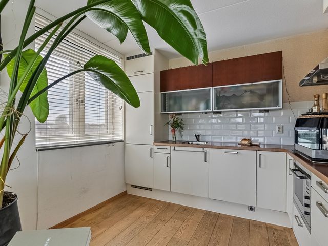 Joop Den Uyllaan 67, Schiedam