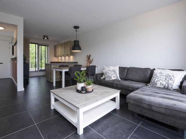 Leypad 19, Haaren