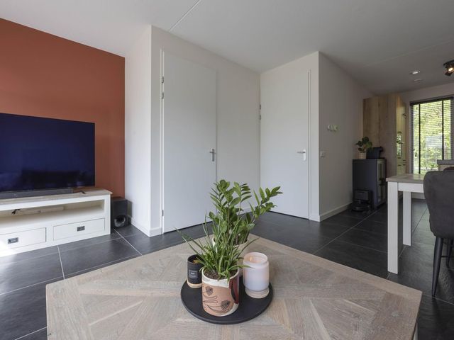 Leypad 19, Haaren
