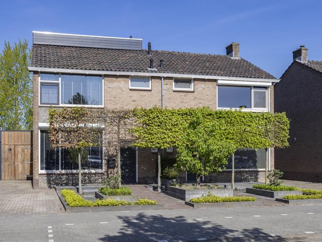 Hofstraat 12, Udenhout