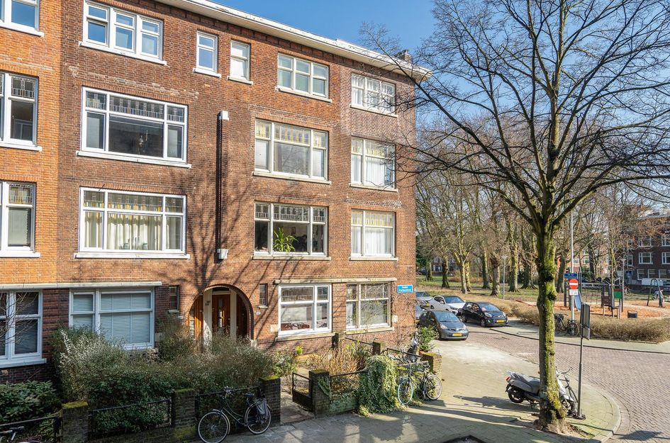 Donker Curtiusstraat 26B