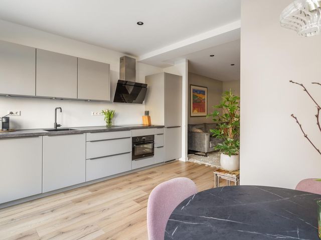 Donker Curtiusstraat 26B, Rotterdam