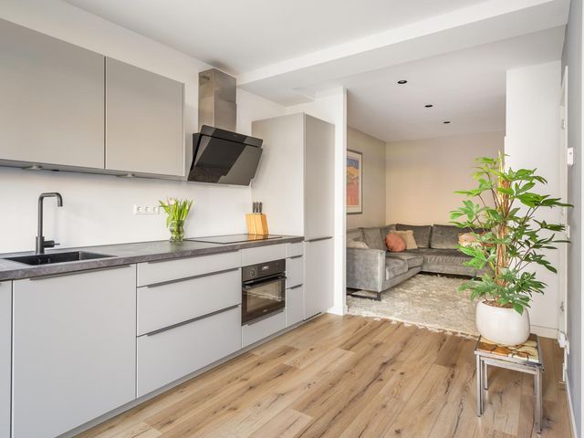 Donker Curtiusstraat 26B, Rotterdam