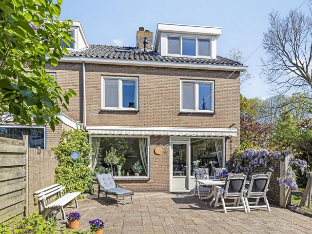 Memlinclaan 14, Heerhugowaard