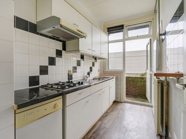 Oudemansstraat 398, Den Haag