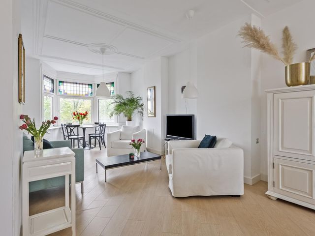 Buys Ballotsingel 68A, Schiedam