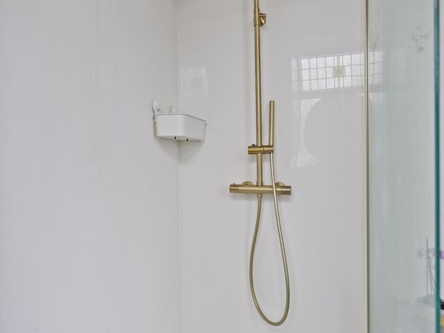 Buys Ballotsingel 68A, Schiedam