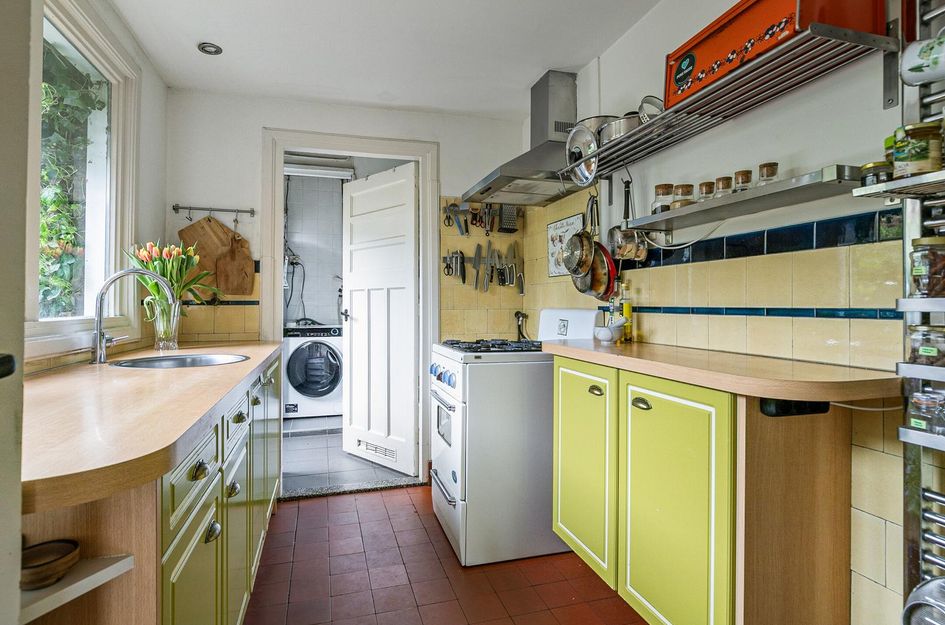 Buys Ballotstraat 2