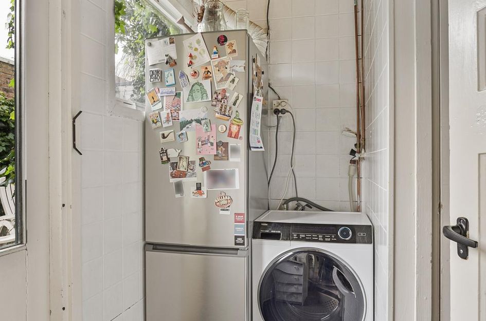 Buys Ballotstraat 2