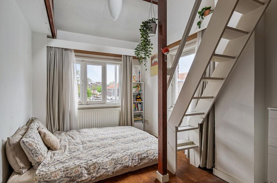 Buys Ballotstraat 2