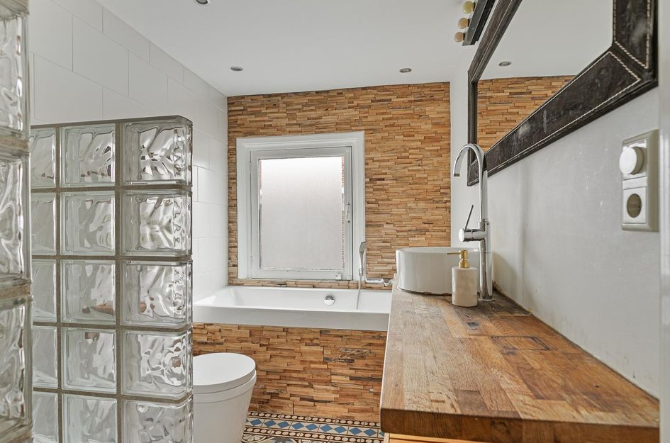 Buys Ballotstraat 2