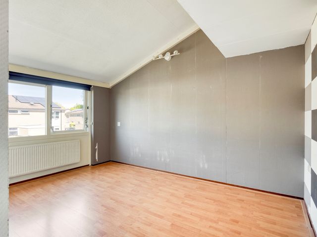Kruiszwin 4107, Julianadorp