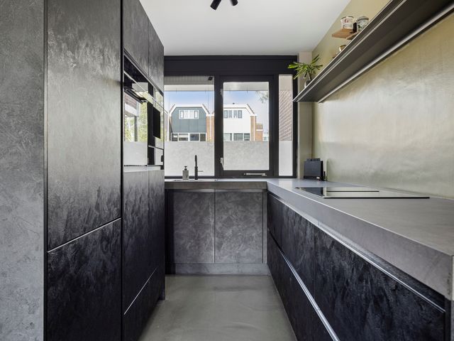 Doorzwin 2308, Julianadorp