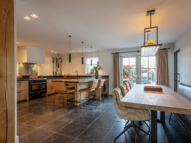 's-Herenstraat 64, Maasland