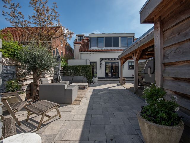 's-Herenstraat 64, Maasland