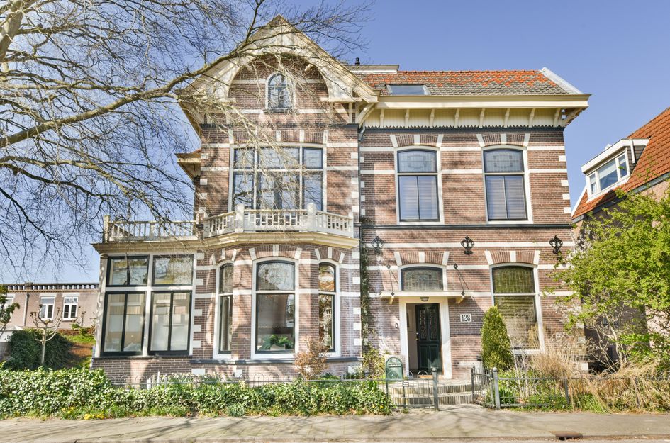 Kennemerstraatweg 128a