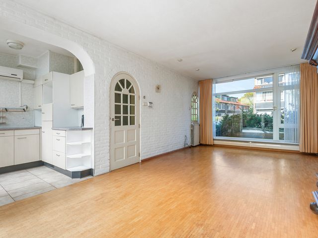 Van Eedenstraat 1, Dordrecht
