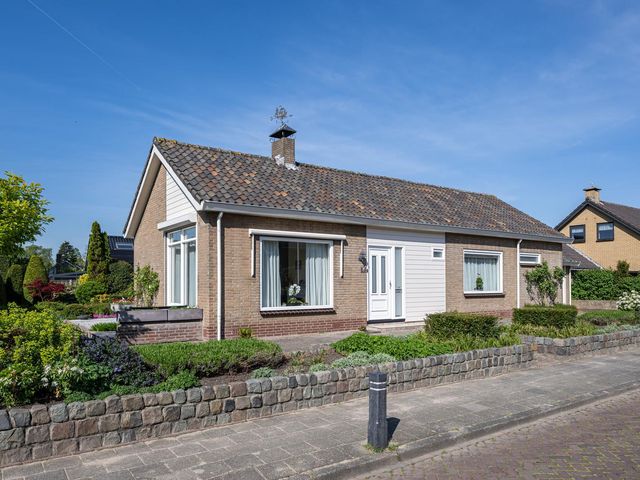 Marietjespad 26, Middelharnis