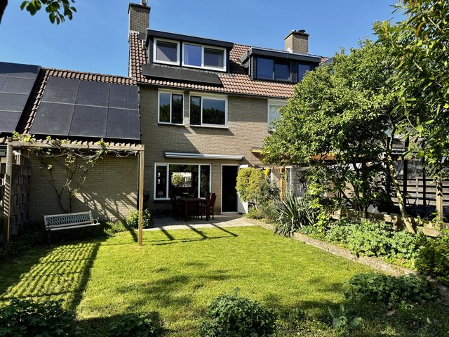 Trompethof 8, Nieuwegein